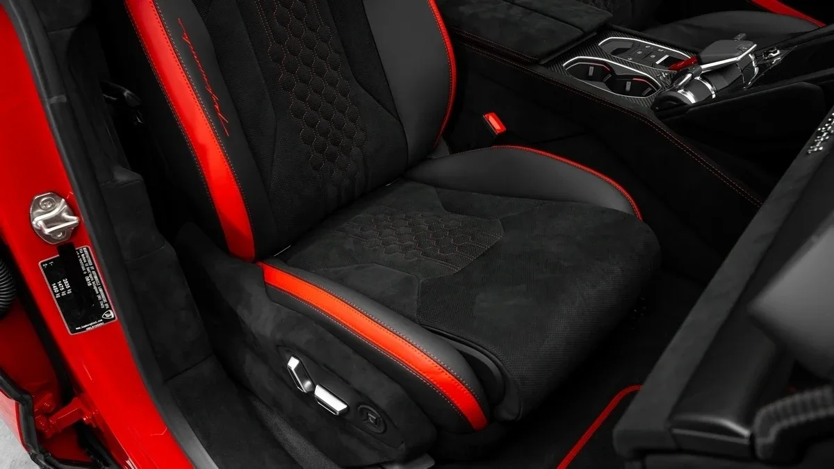 2024 Lamborghini Urus Performante offered by a specialist dealer in Dubai, United Arab Emirates, photo 21 of 25