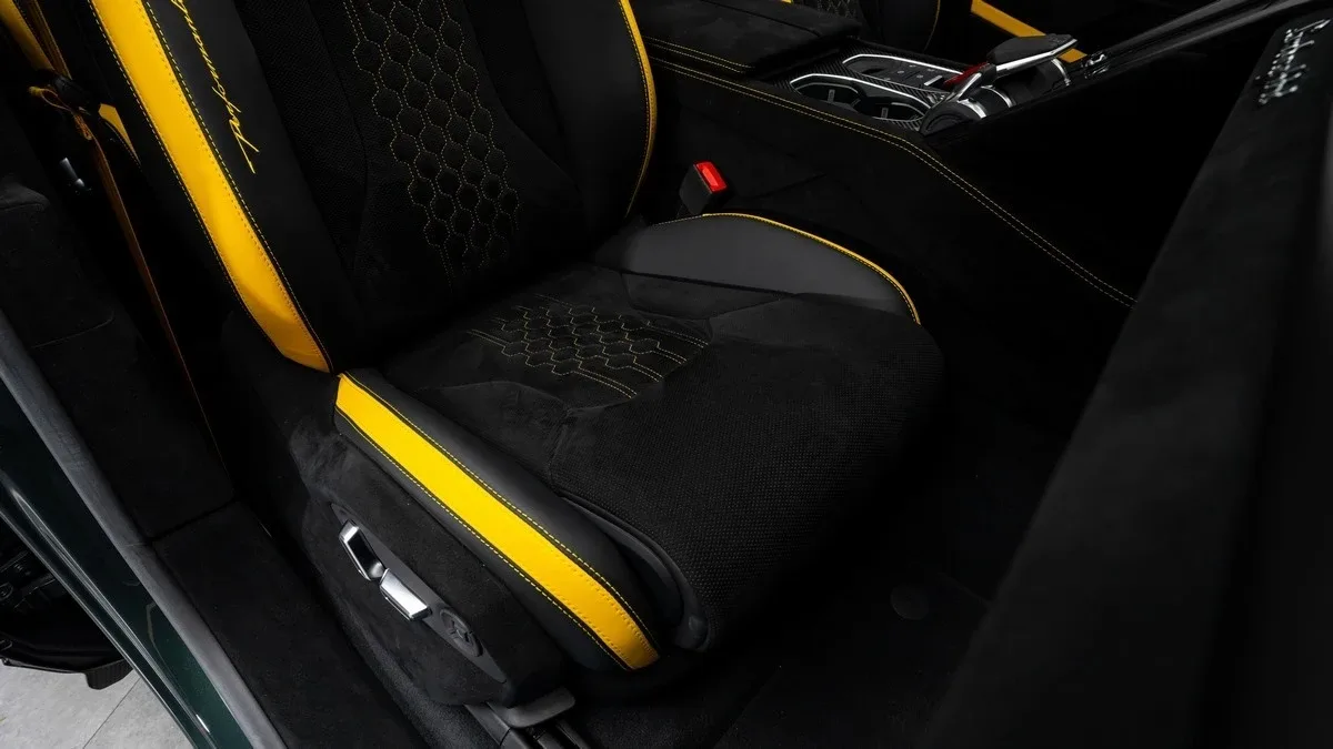 2024 Lamborghini Urus Performante offered by a specialist dealer in Dubai, United Arab Emirates, photo 21 of 25