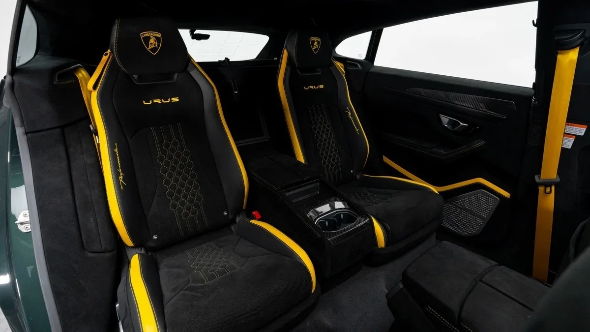 2024 Lamborghini Urus Performante offered by a specialist dealer in Dubai, United Arab Emirates, photo 22 of 25