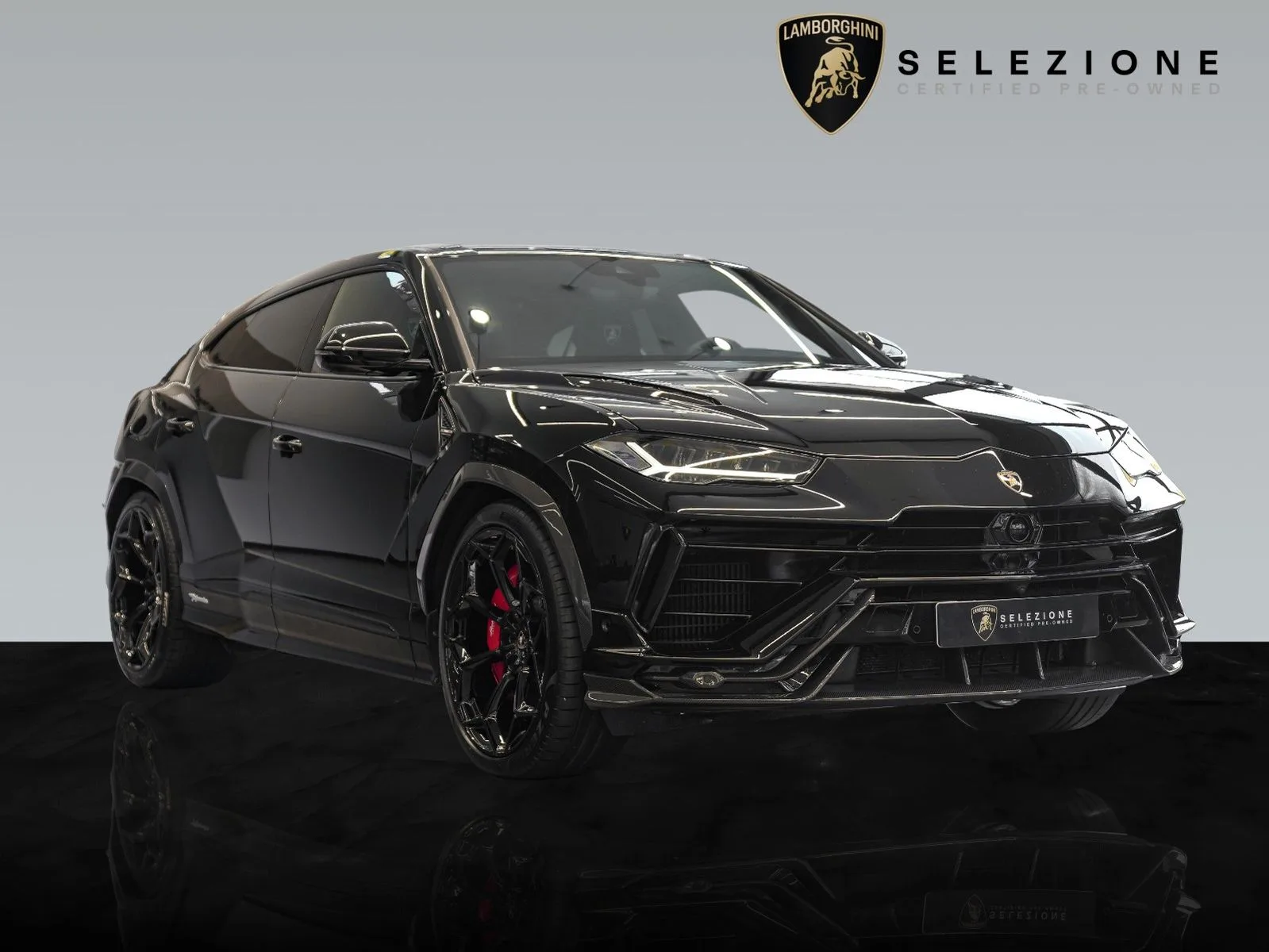 2024 Lamborghini Urus Performante proposé par un concessionnaire agréé à Frankfurt, Allemagne, photo principale