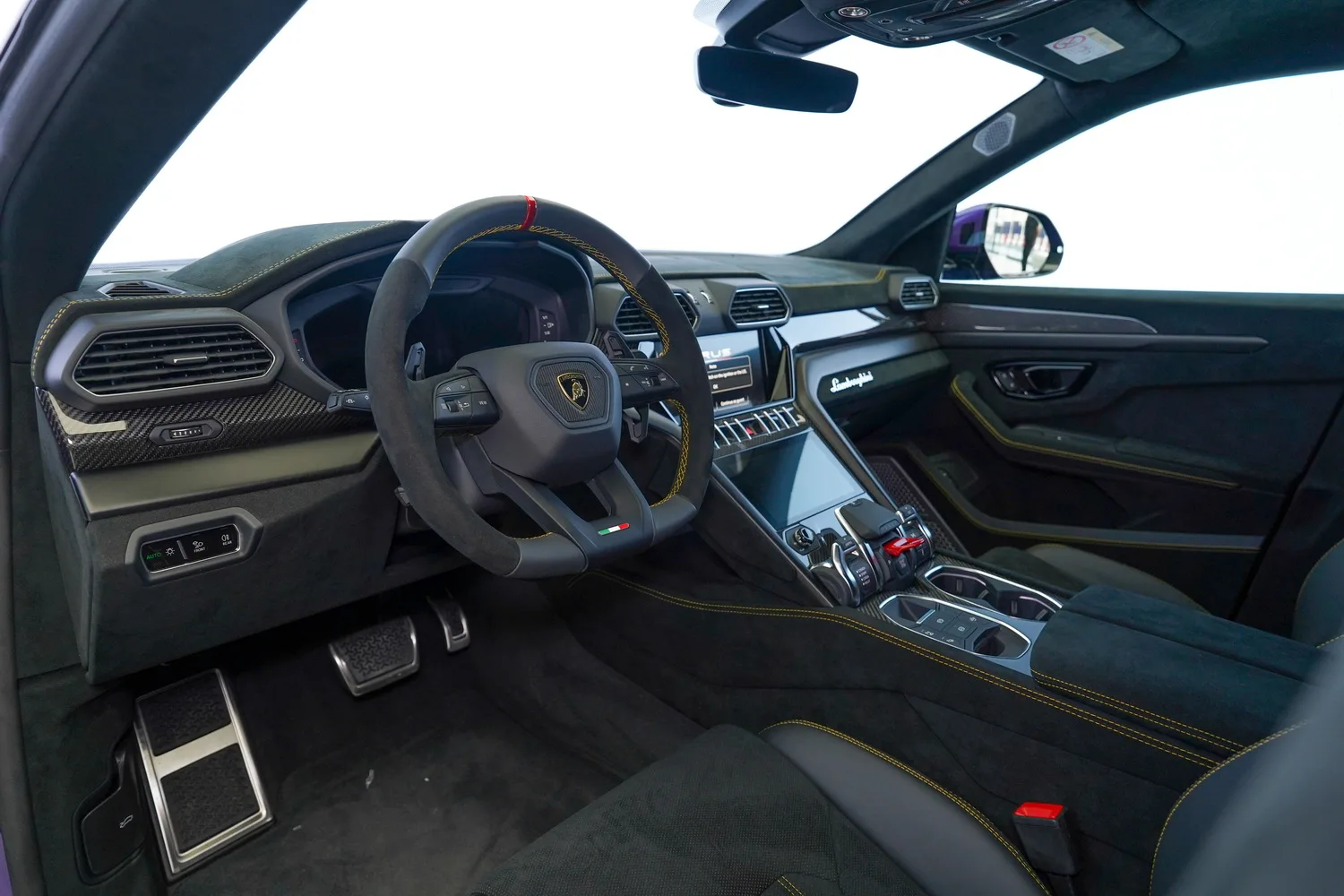 2024 Lamborghini Urus Performante, 3/20