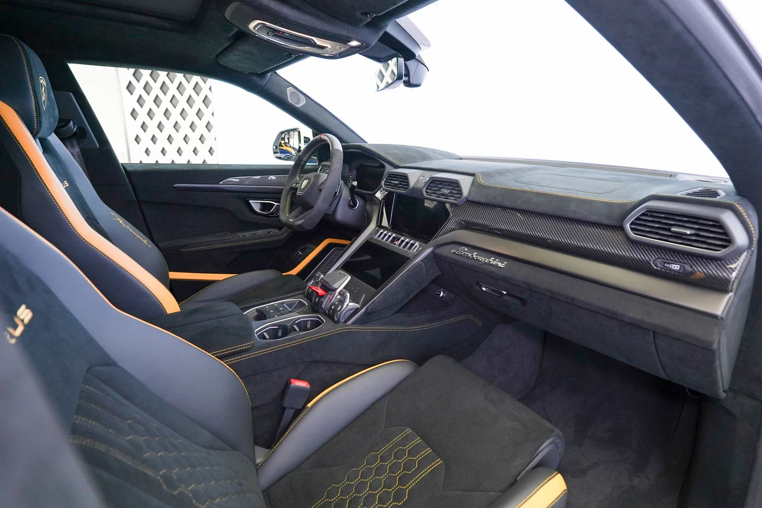 2024 Lamborghini Urus Performante, 9/20