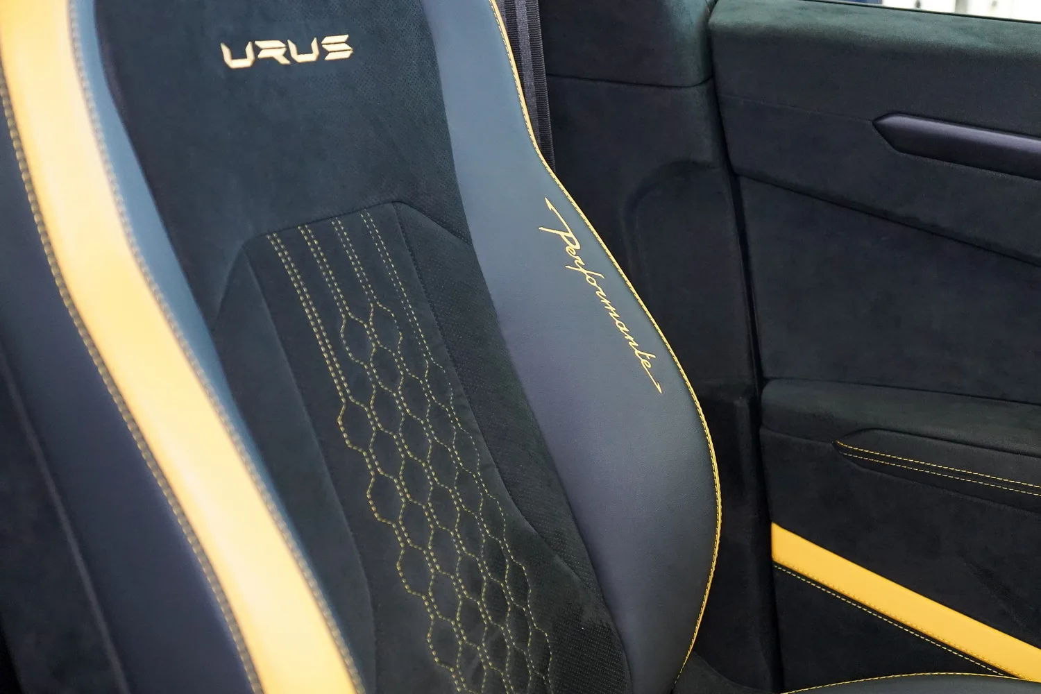 2024 Lamborghini Urus Performante, 12/20