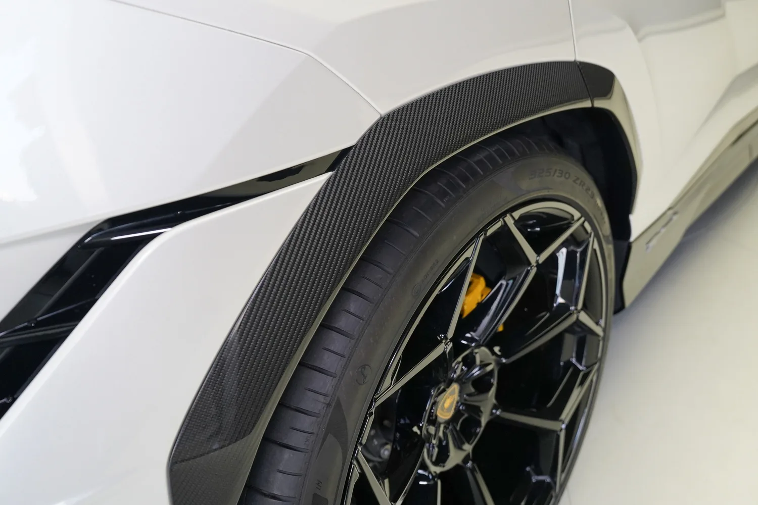 2024 Lamborghini Urus Performante, 14/20