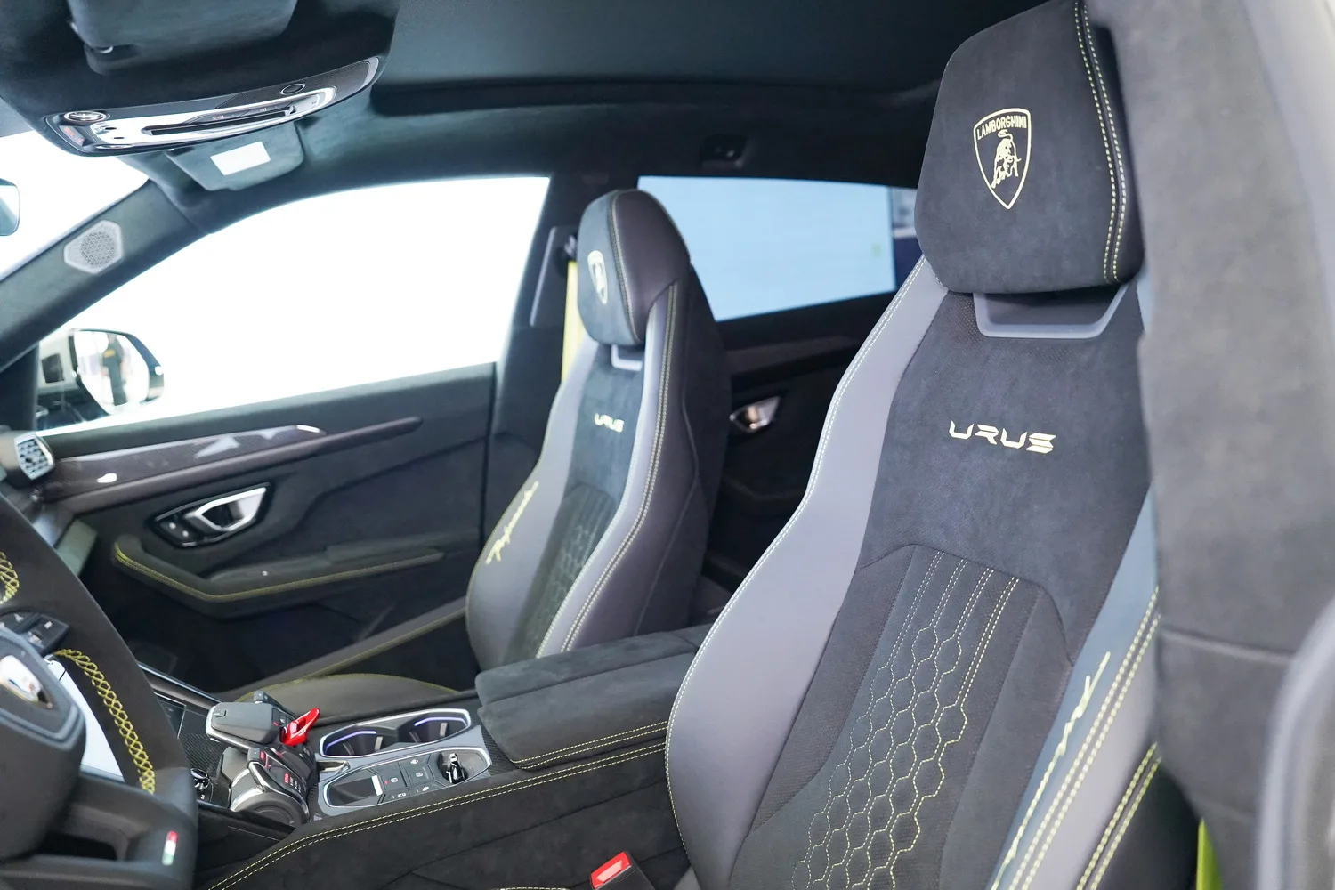 2024 Lamborghini Urus Performante, 3/18