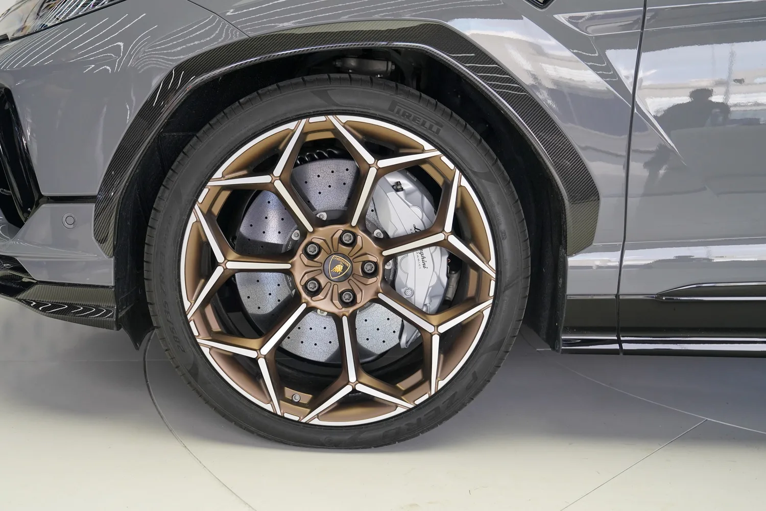 2024 Lamborghini Urus Performante, 13/18