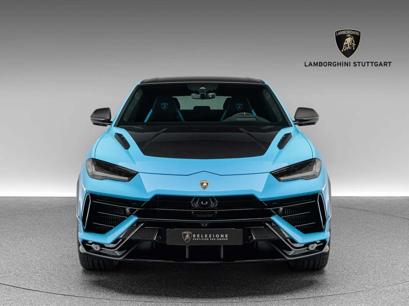 2024 Lamborghini Urus Performante offered by a specialist dealer in Böblingen, Germany, photo 2 of 15