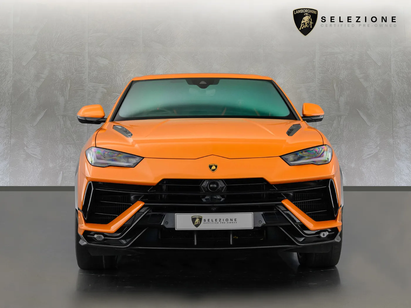 2024 Lamborghini Urus Performante offered by a franchised dealer group in London, United Kingdom, photo 5 of 20