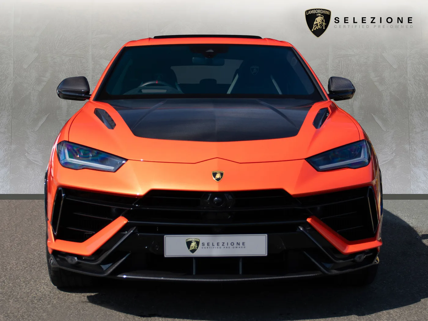 2024 Lamborghini Urus Performante offered by a franchised dealer group in Manchester, United Kingdom, photo 5 of 20