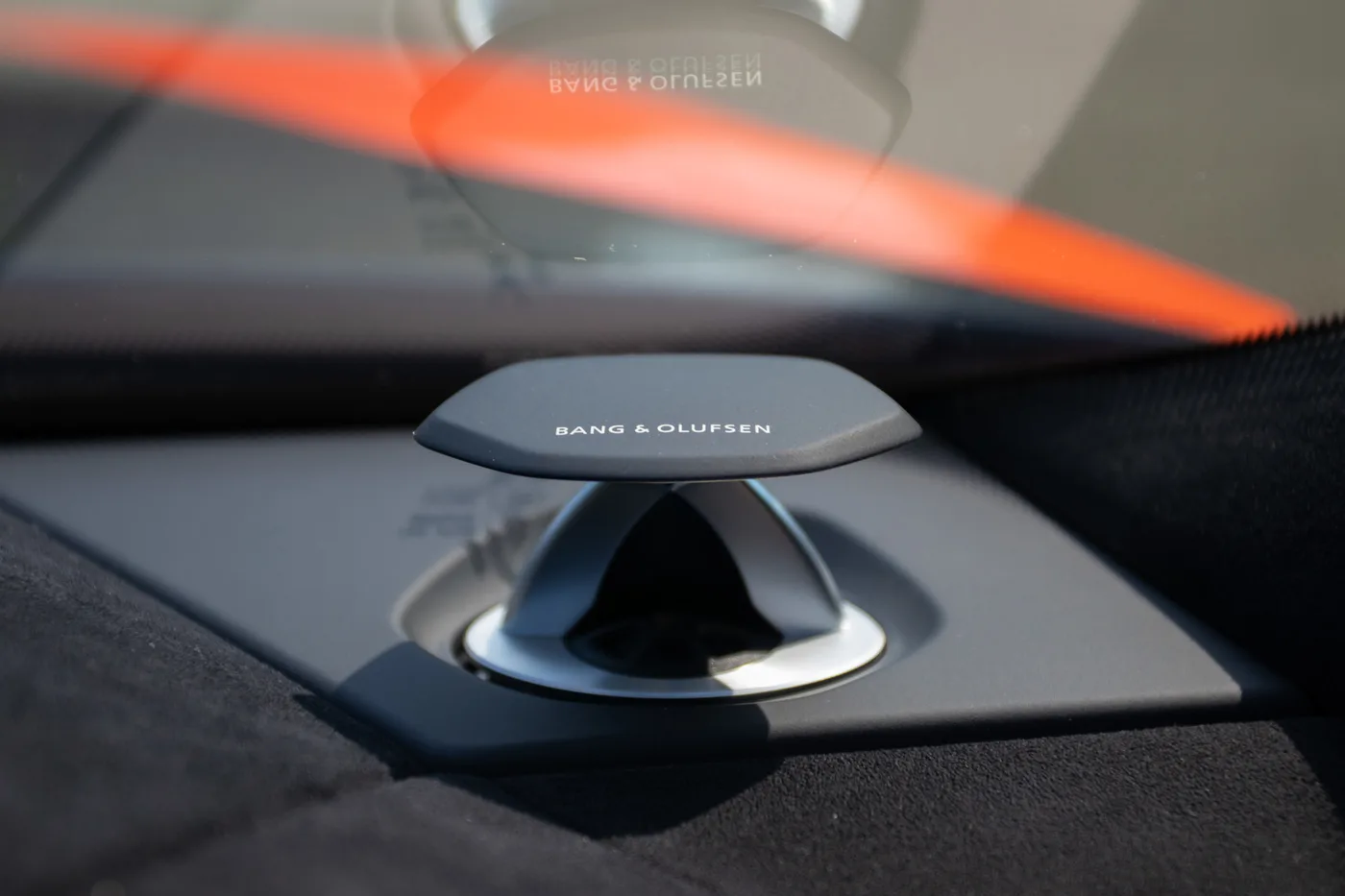 2024 Lamborghini Urus Performante offered by a franchised dealer group in Manchester, United Kingdom, photo 13 of 20