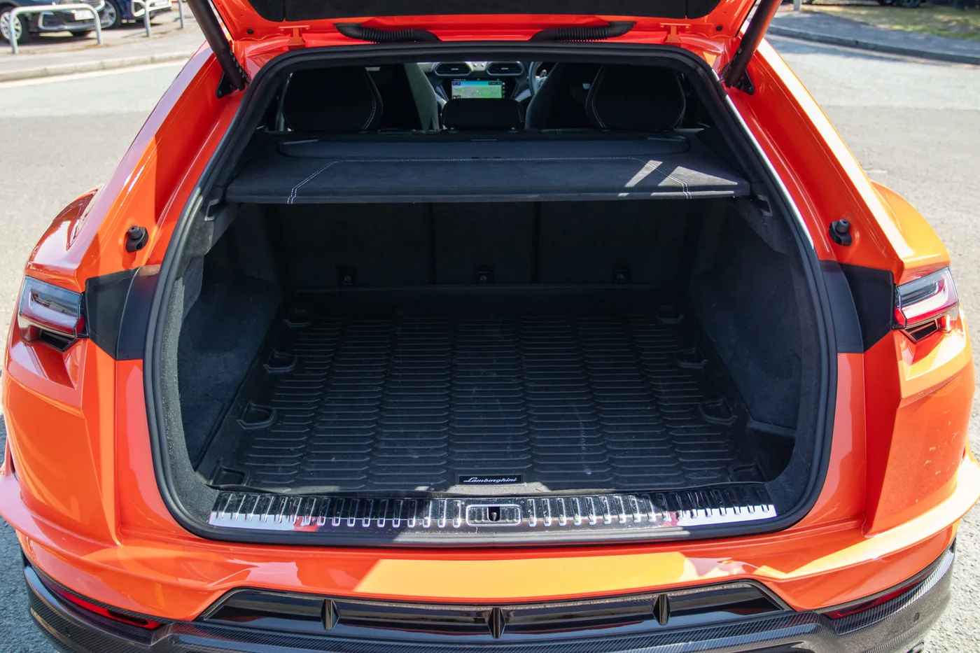 2024 Lamborghini Urus Performante offered by a franchised dealer group in Manchester, United Kingdom, photo 16 of 20