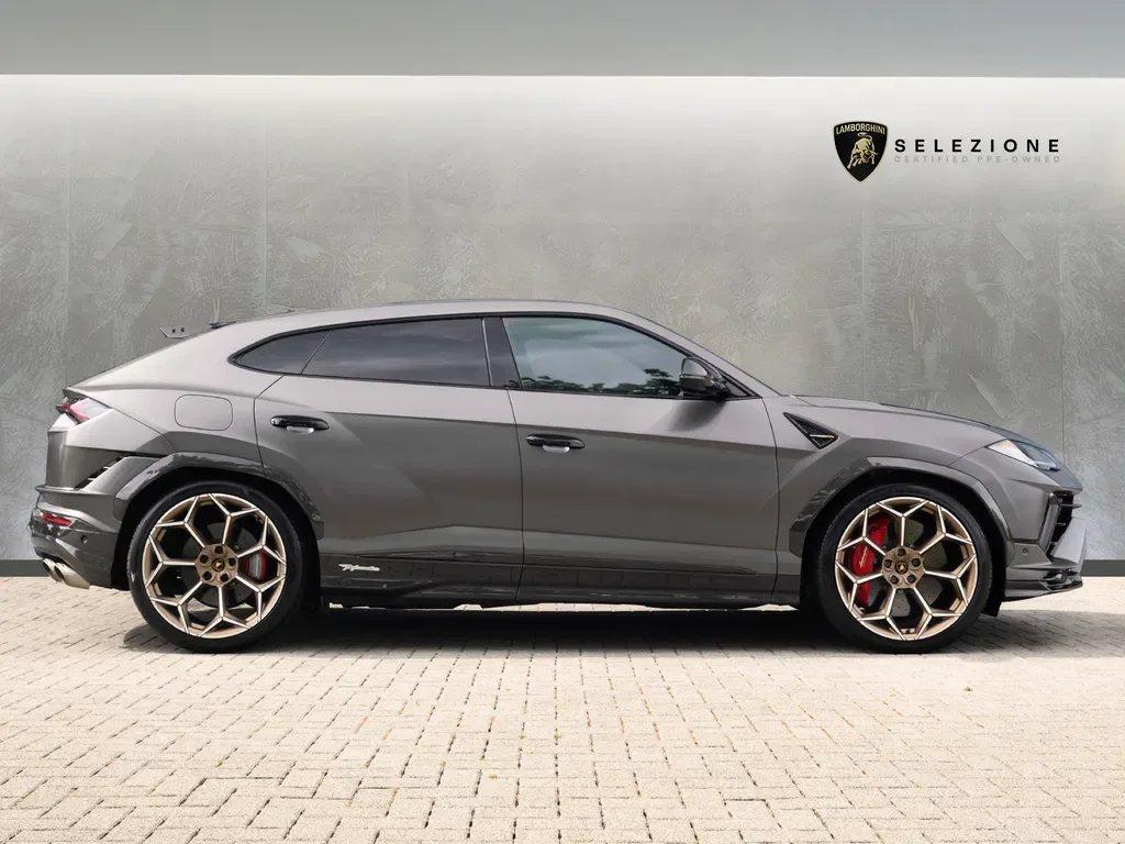 2024 Lamborghini Urus Performante, 2/20