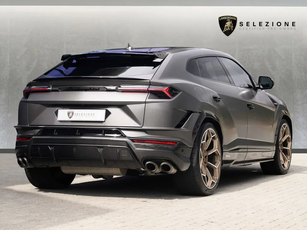 2024 Lamborghini Urus Performante, 3/20