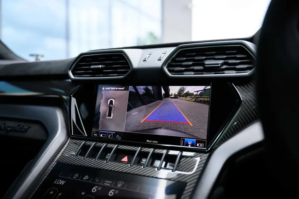 2024 Lamborghini Urus Performante, 14/20