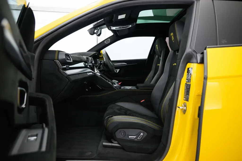 2024 Lamborghini Urus Performante, 6/20