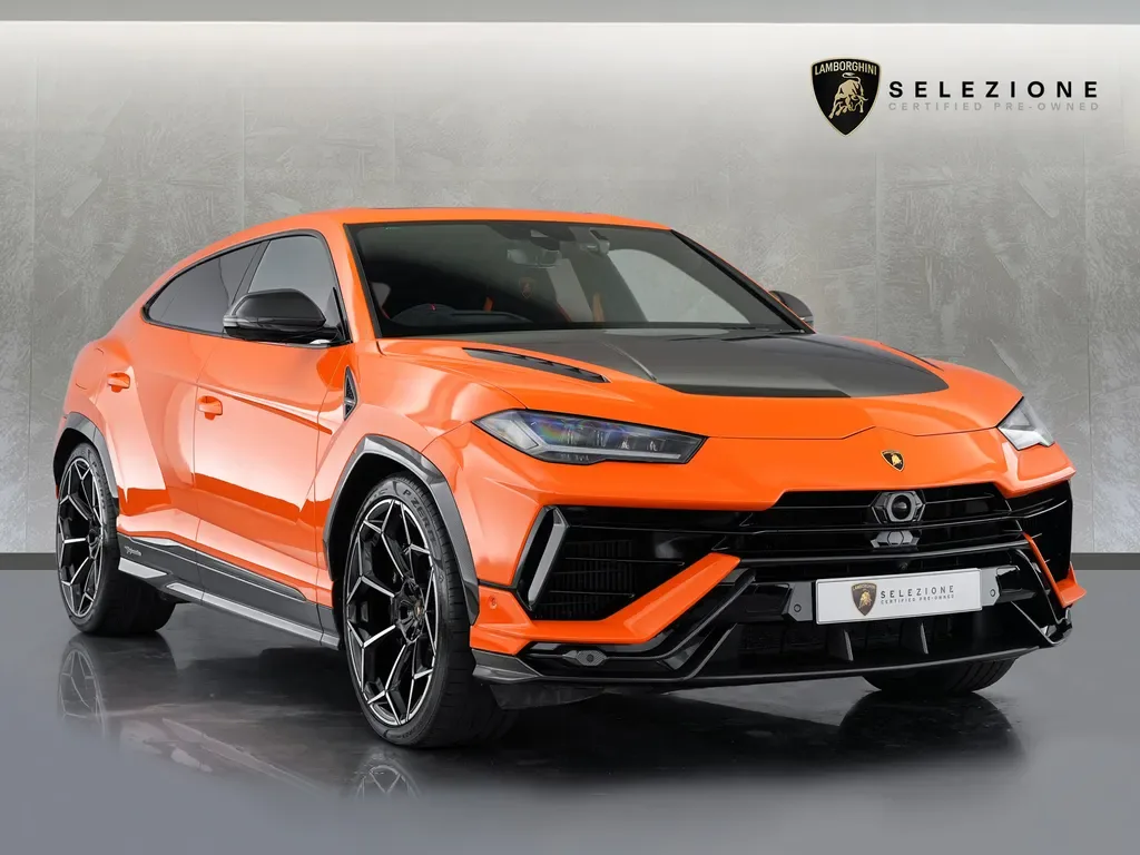 2024 Lamborghini Urus Performante proposé par un groupe de concessions agréées à Hatfield, Royaume-Uni, photo principale