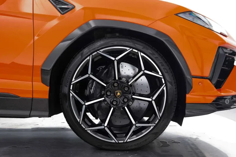 2024 Lamborghini Urus Performante, 9/20