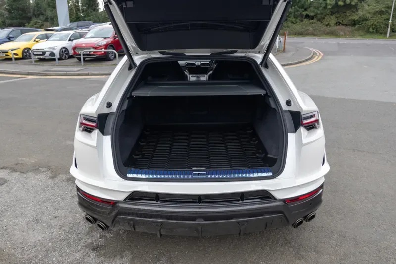 2024 Lamborghini Urus Performante, 14/20