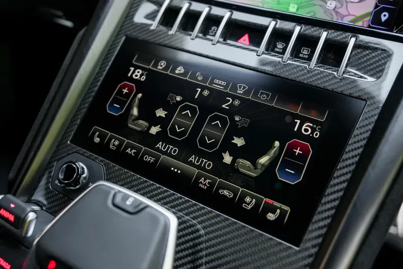 2024 Lamborghini Urus Performante, 15/20