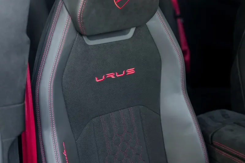 2024 Lamborghini Urus Performante, 16/20