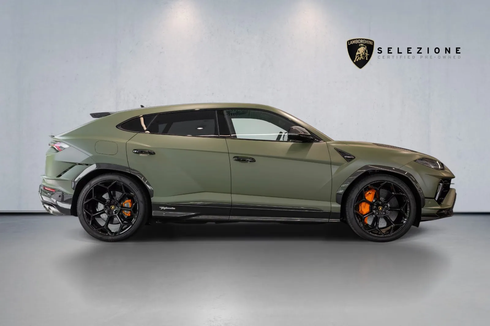 2024 Lamborghini Urus Performante, 2/19