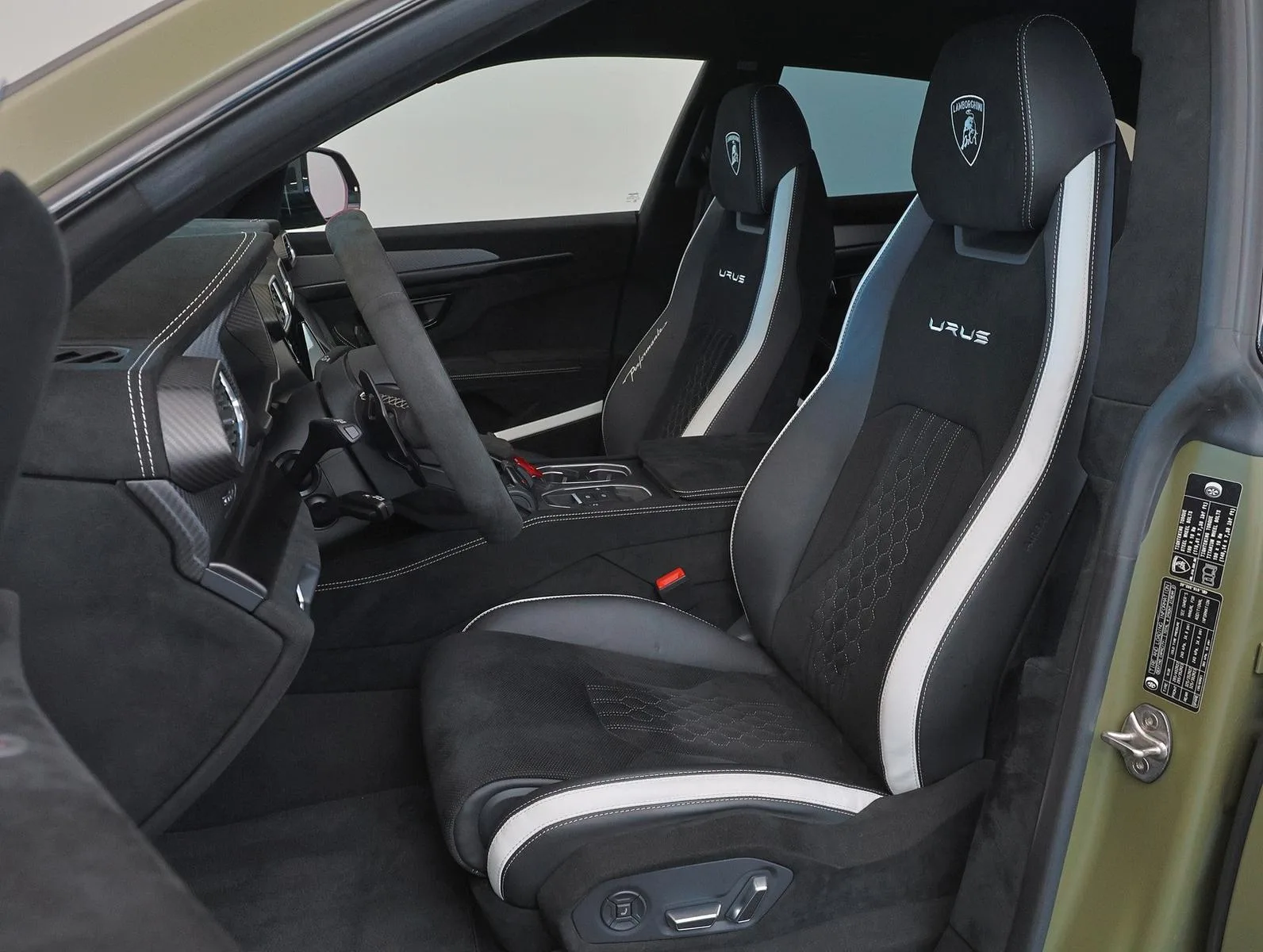 2024 Lamborghini Urus Performante, 7/21