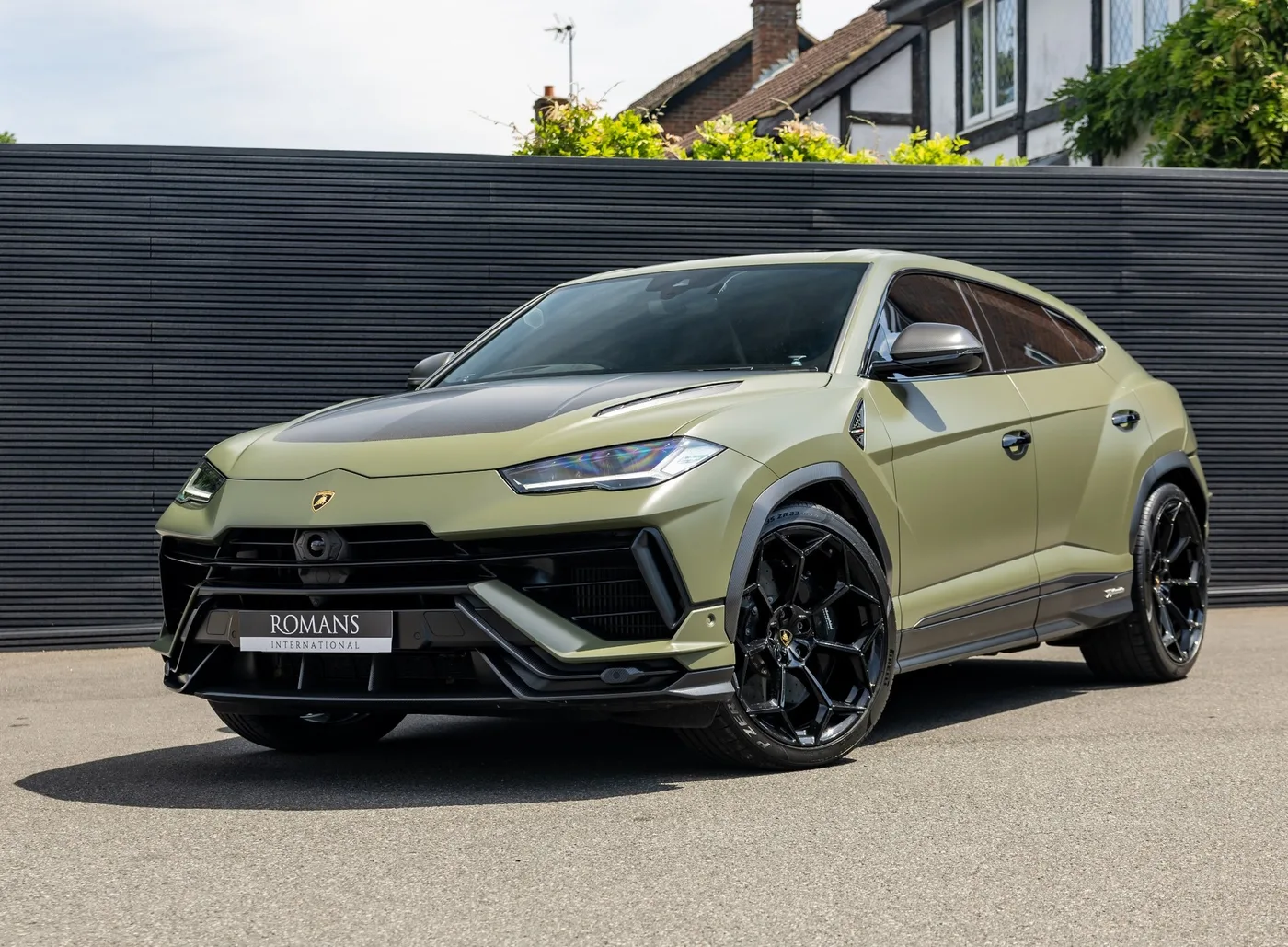 2024 Lamborghini Urus Performante angeboten von einem Fachhändler in Banstead, Vereinigtes Königreich, Foto 2 von 15