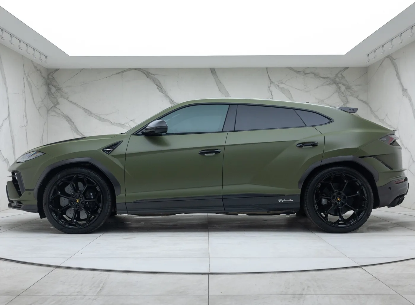 2024 Lamborghini Urus Performante angeboten von einem Fachhändler in Banstead, Vereinigtes Königreich, Foto 5 von 15
