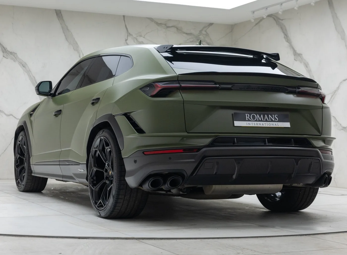 2024 Lamborghini Urus Performante angeboten von einem Fachhändler in Banstead, Vereinigtes Königreich, Foto 10 von 15