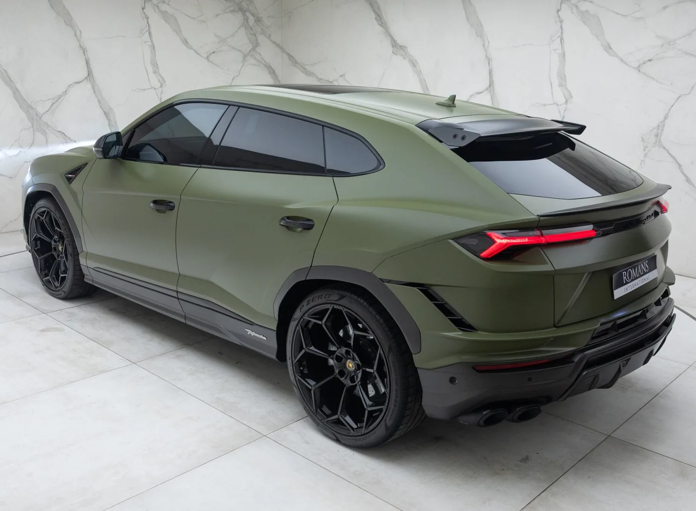 2024 Lamborghini Urus Performante angeboten von einem Fachhändler in Banstead, Vereinigtes Königreich, Foto 12 von 15