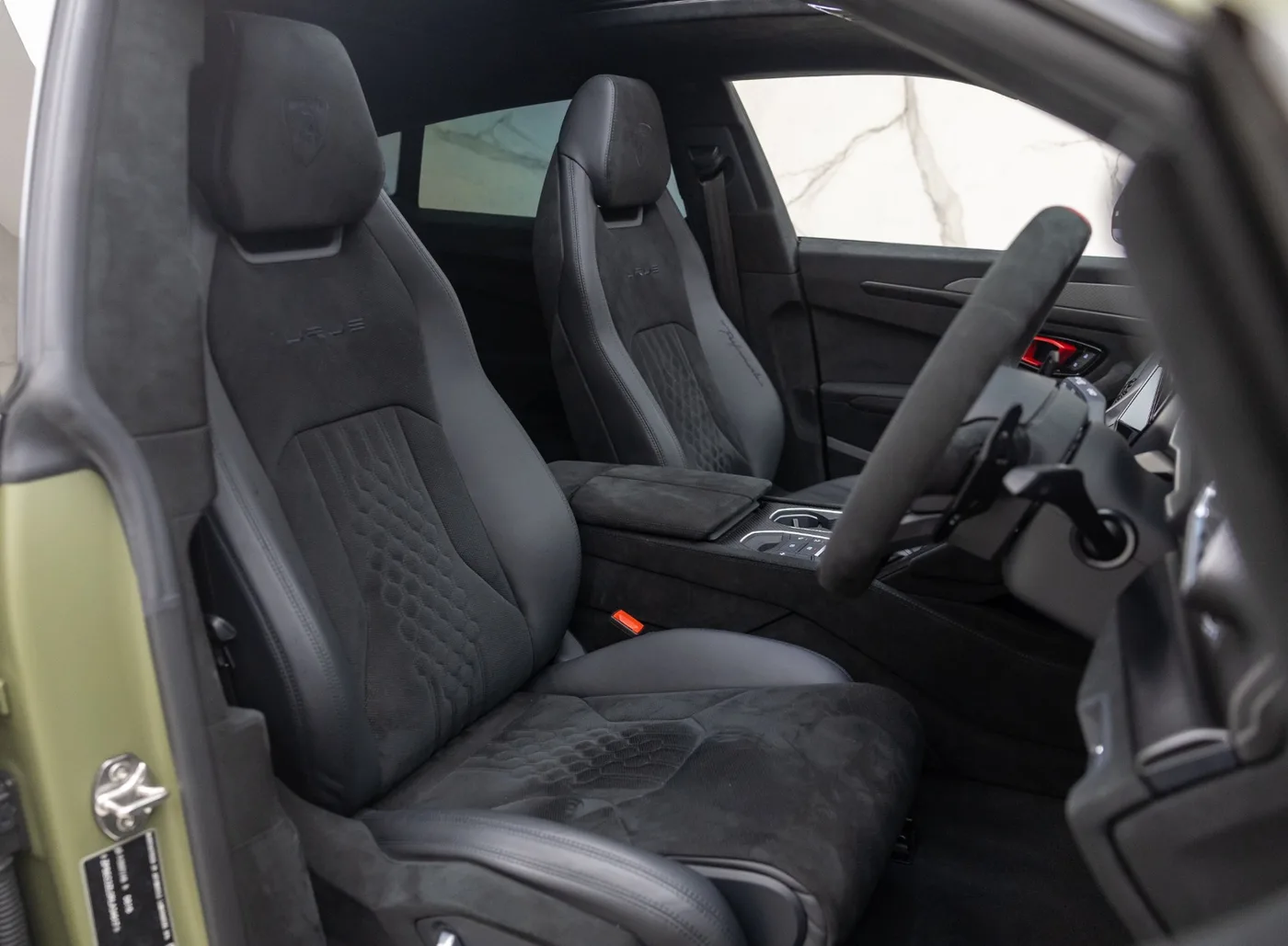 2024 Lamborghini Urus Performante angeboten von einem Fachhändler in Banstead, Vereinigtes Königreich, Foto 14 von 15