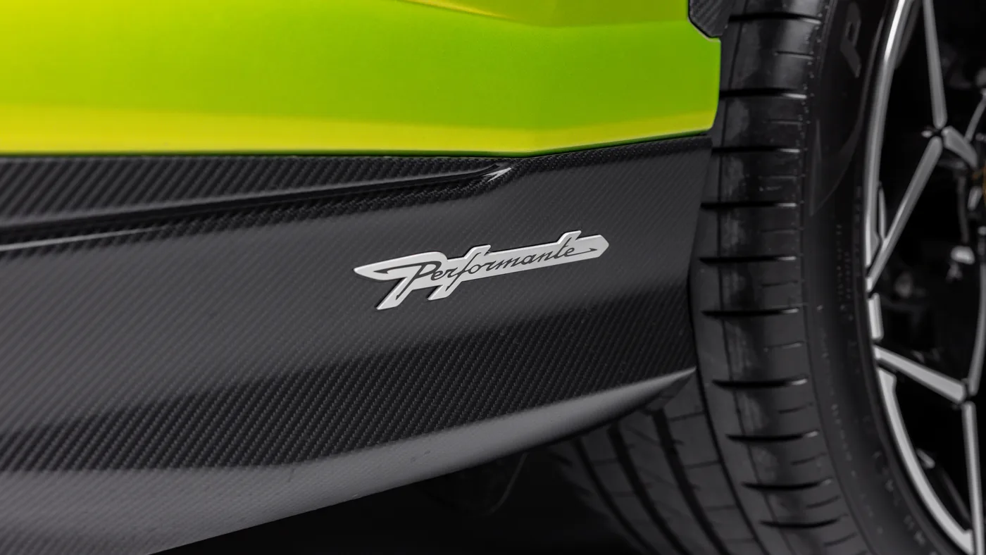 2024 Lamborghini Urus Performante angeboten von einem Fachhändler in Sunningdale, Vereinigtes Königreich, Foto 19 von 25