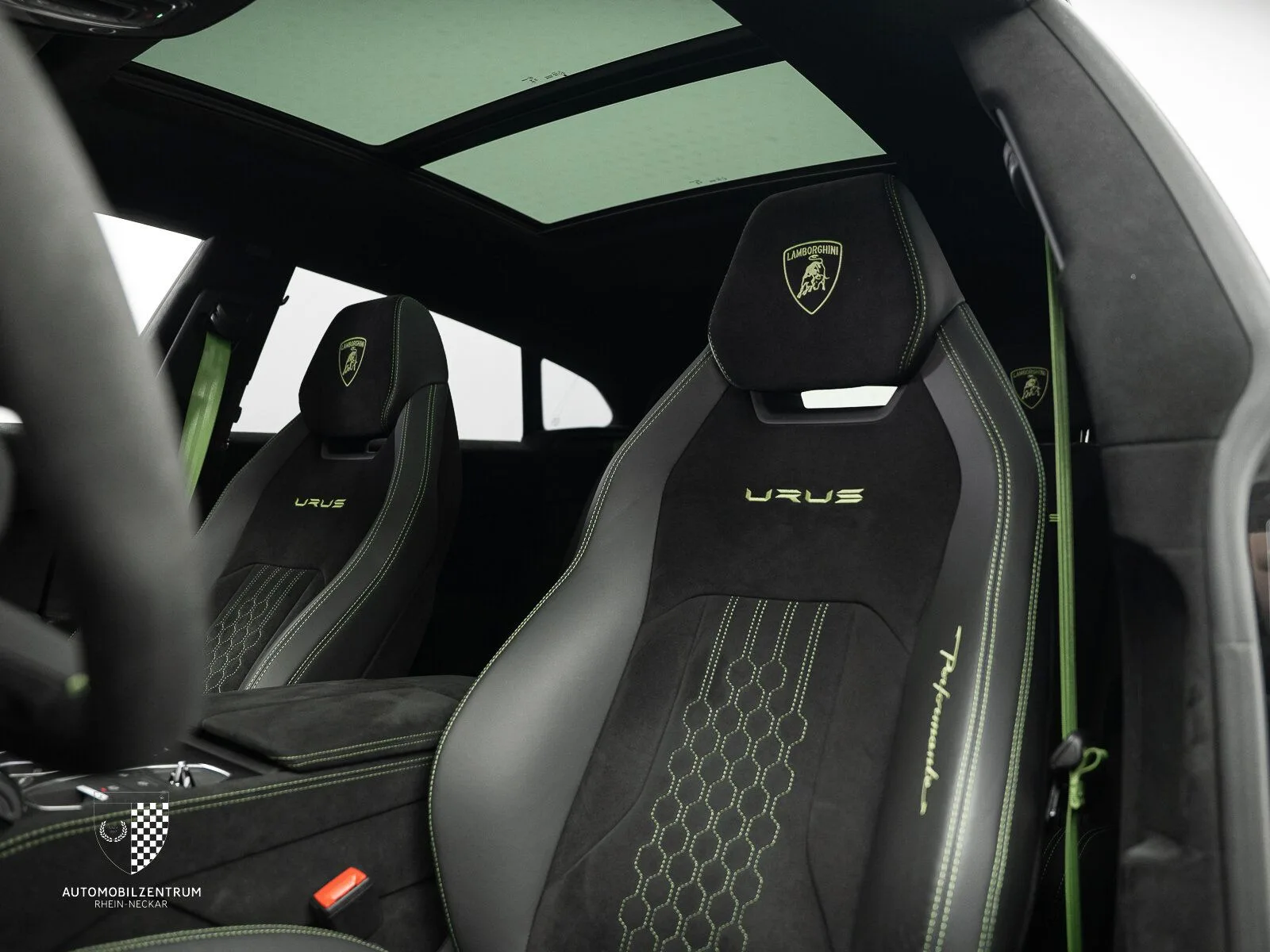 2024 Lamborghini Urus Performante, 11/30