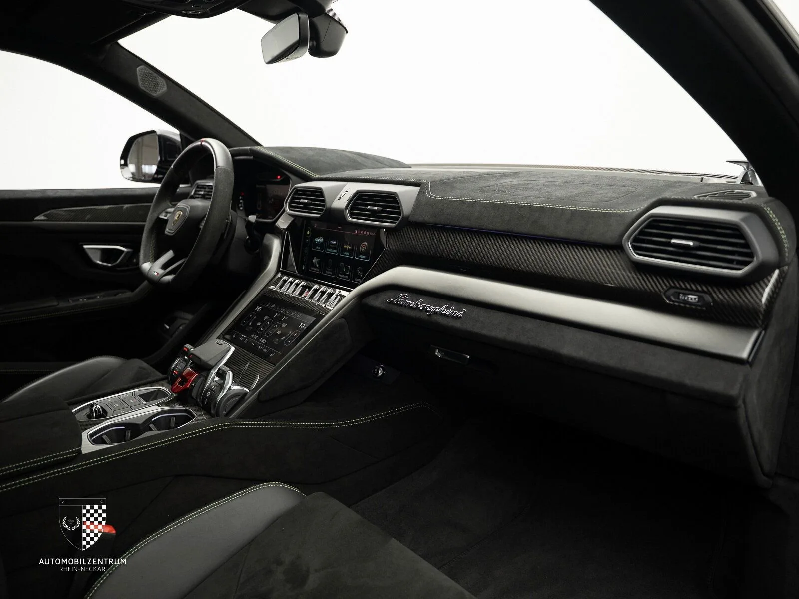 2024 Lamborghini Urus Performante, 14/30