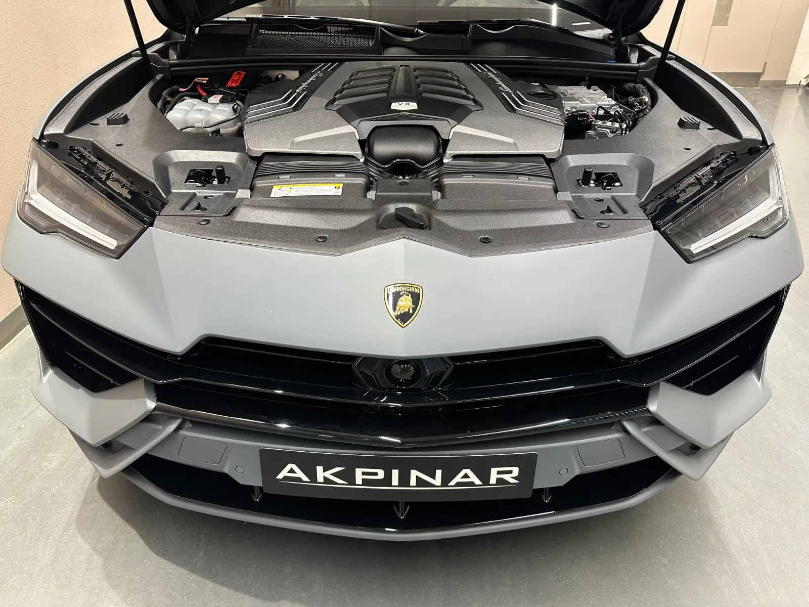 2024 Lamborghini Urus S, 12/30