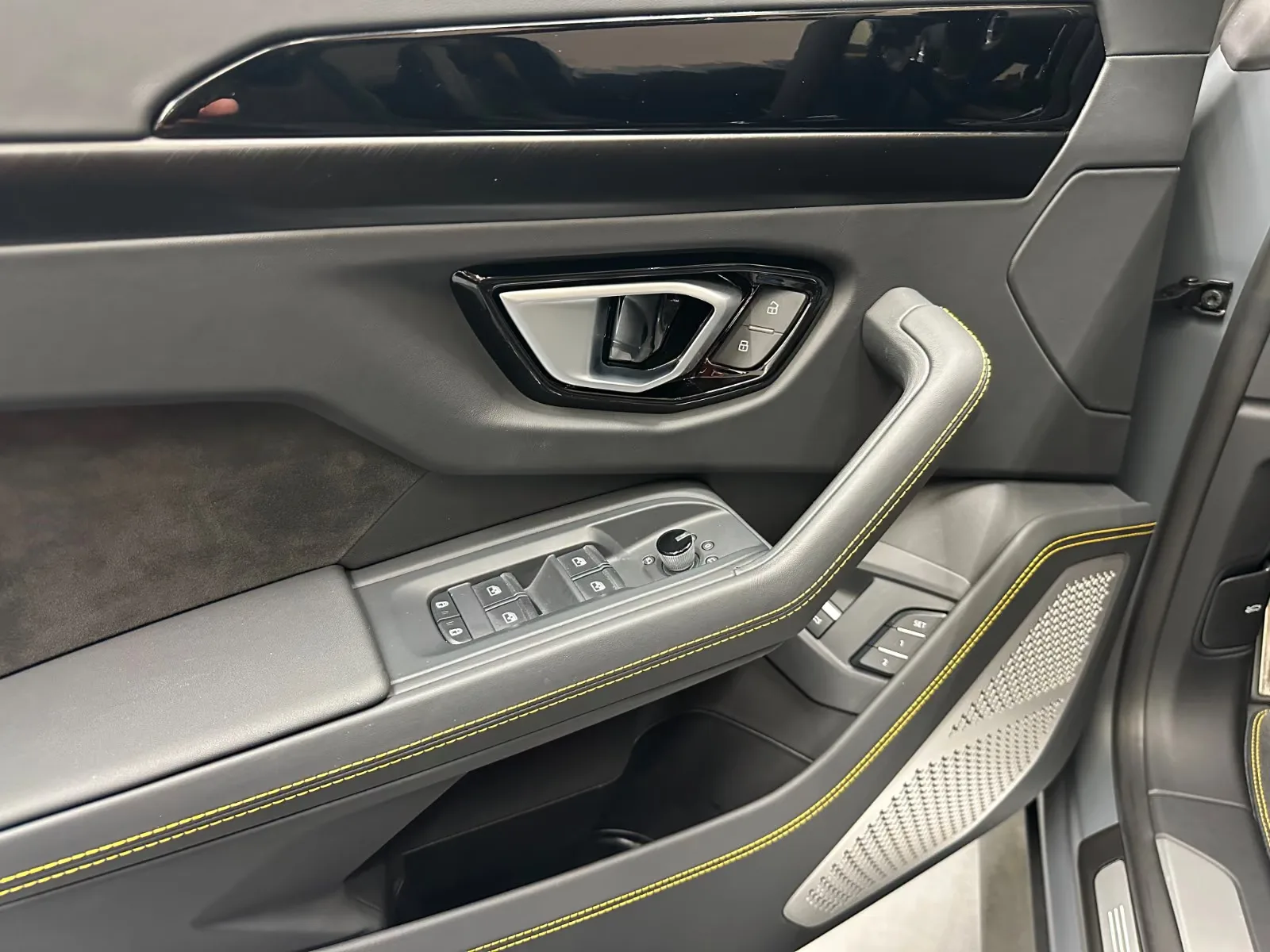 2024 Lamborghini Urus S, 16/30