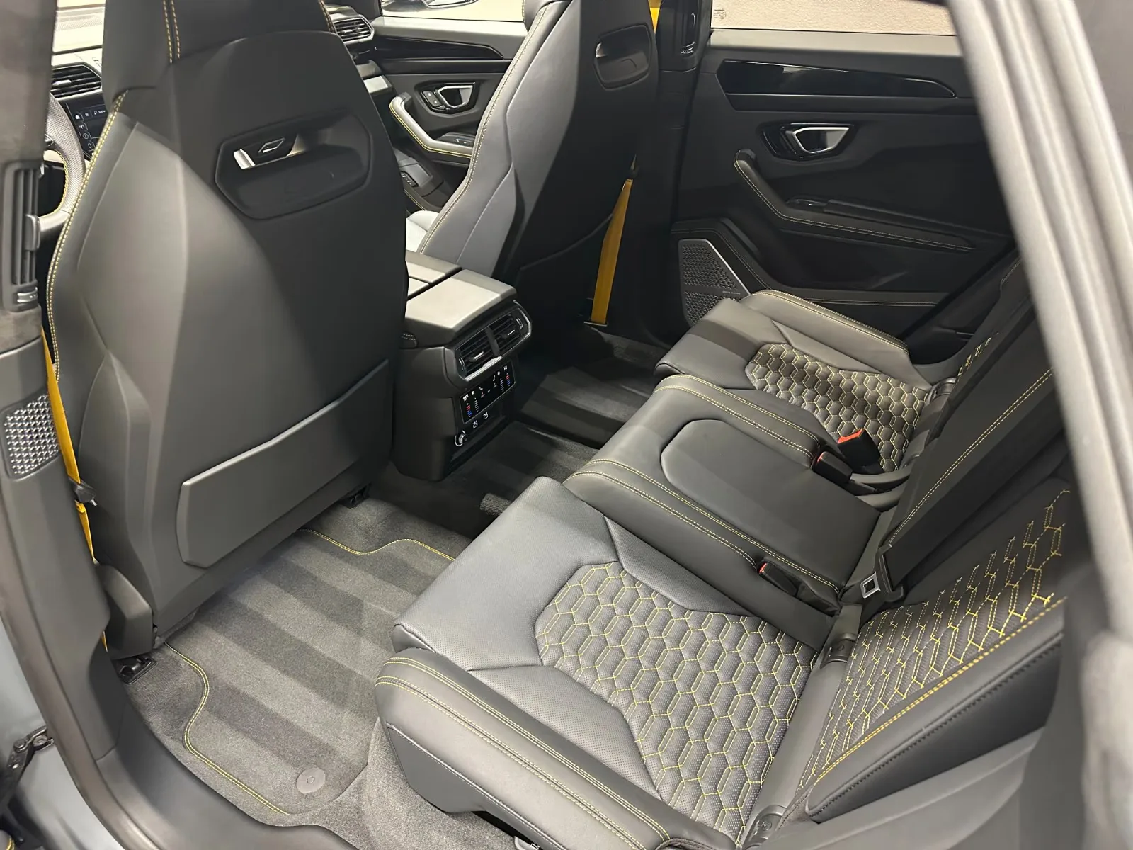 2024 Lamborghini Urus S, 17/30