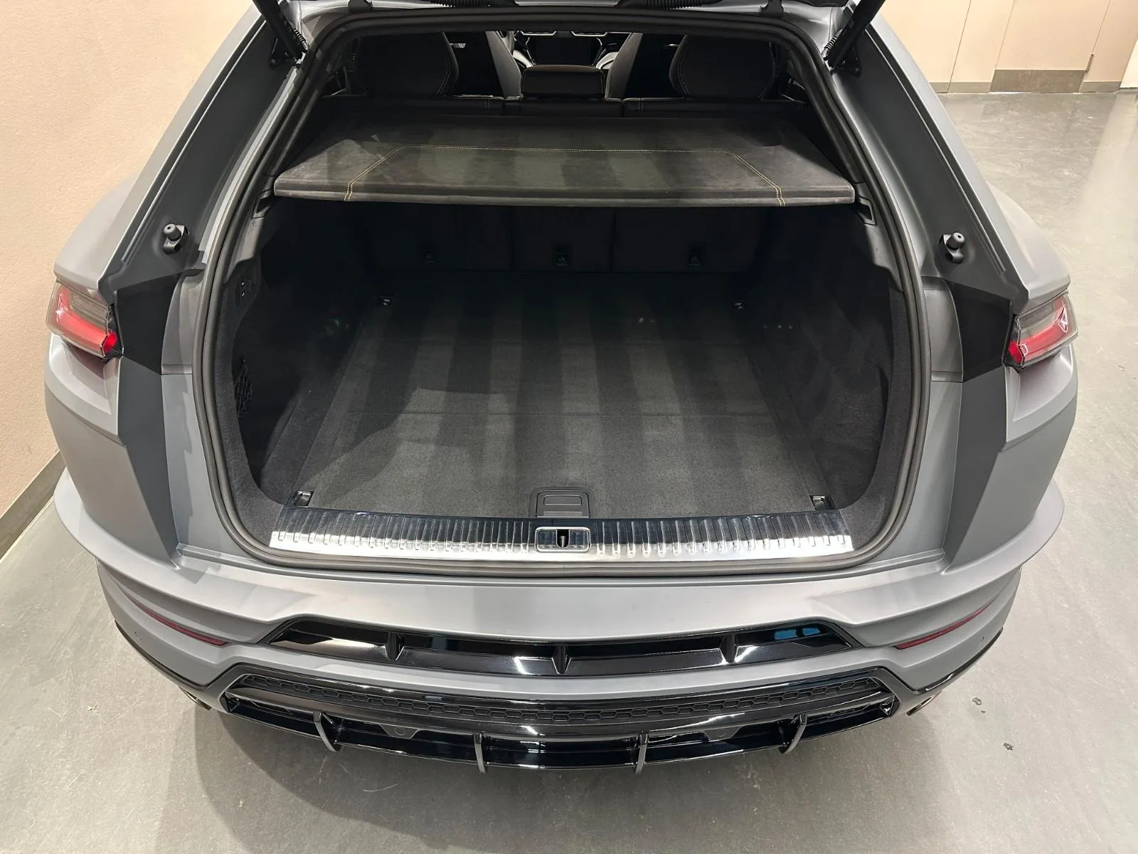 2024 Lamborghini Urus S, 20/30