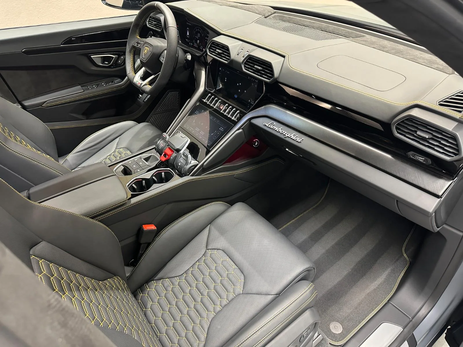 2024 Lamborghini Urus S, 25/30