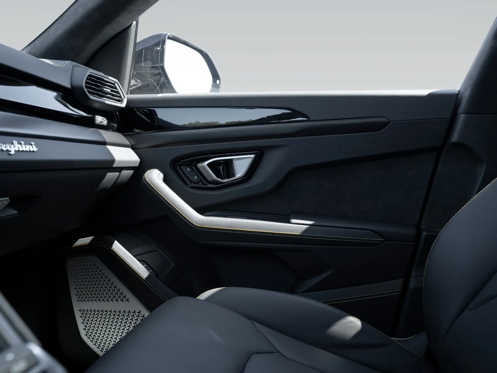 2024 Lamborghini Urus S, 28/30