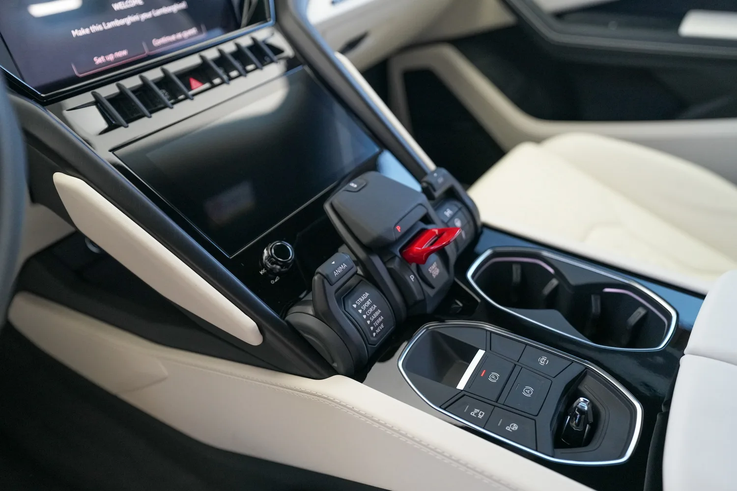 2024 Lamborghini Urus S, 3/19