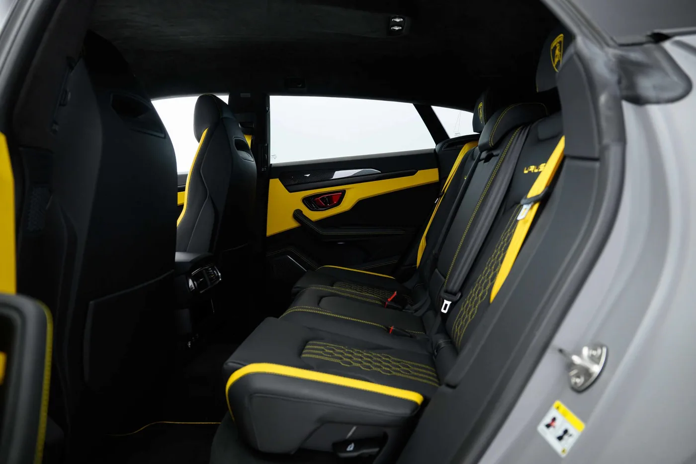 2024 Lamborghini Urus S angeboten von einer Vertragshändlergruppe in London, Vereinigtes Königreich, Foto 8 von 20