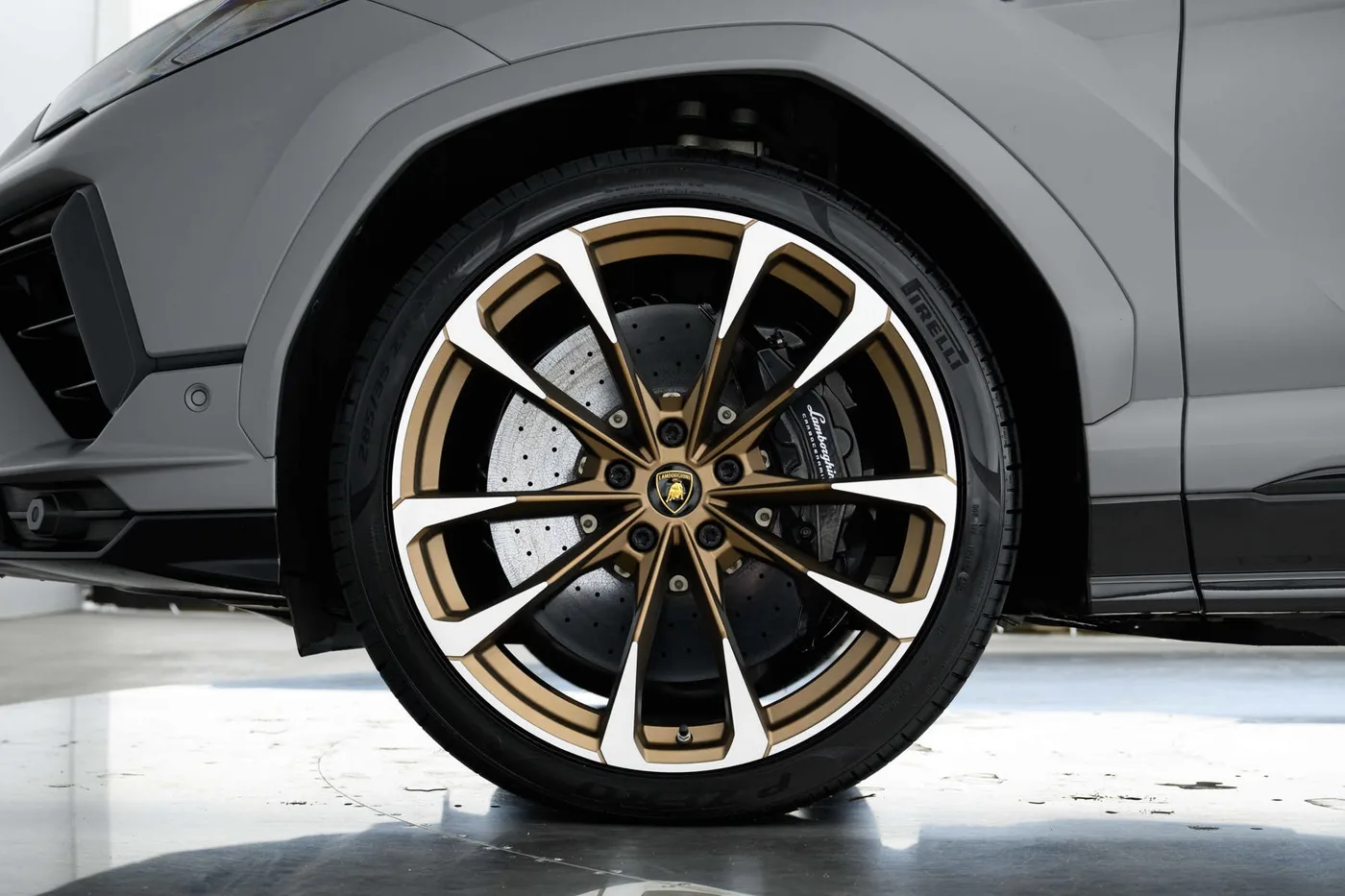 2024 Lamborghini Urus S angeboten von einer Vertragshändlergruppe in London, Vereinigtes Königreich, Foto 9 von 20