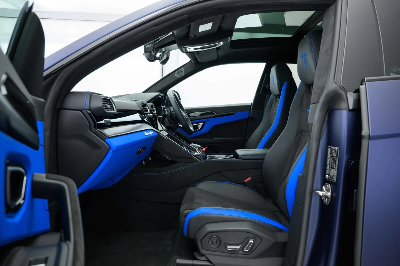 2024 Lamborghini Urus S angeboten von einer Vertragshändlergruppe in Mayfair, Vereinigtes Königreich, Foto 6 von 20