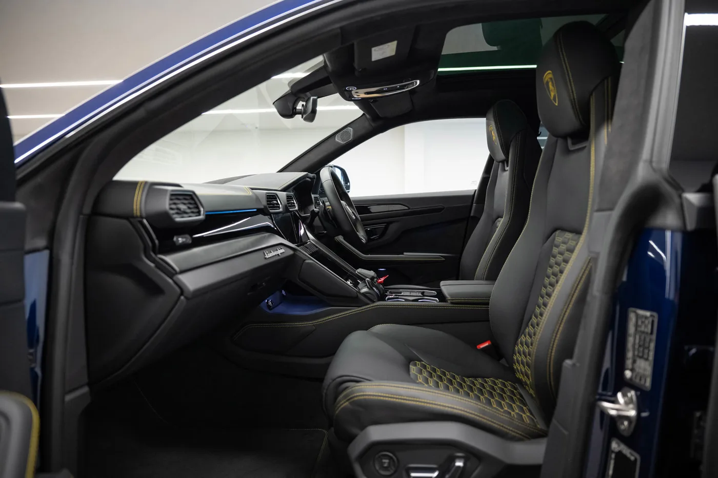 2024 Lamborghini Urus S angeboten von einer Vertragshändlergruppe in London, Vereinigtes Königreich, Foto 6 von 20
