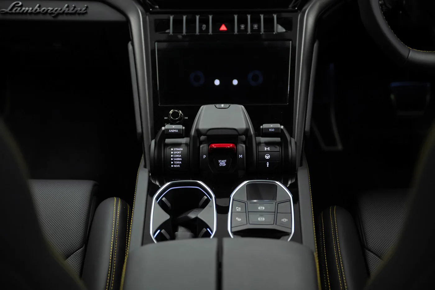 2024 Lamborghini Urus S angeboten von einer Vertragshändlergruppe in London, Vereinigtes Königreich, Foto 10 von 20