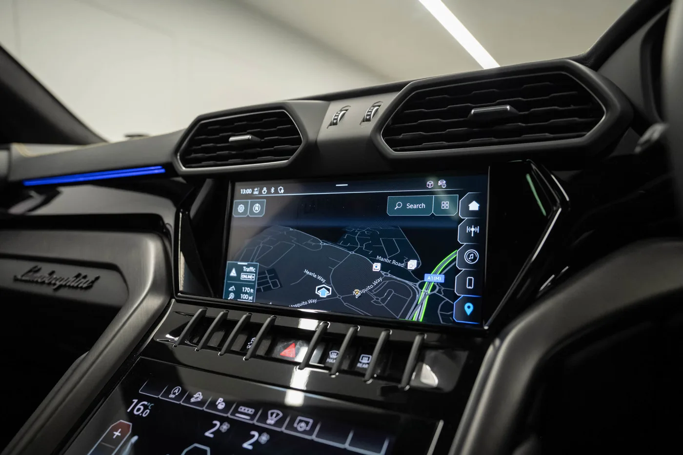 2024 Lamborghini Urus S angeboten von einer Vertragshändlergruppe in London, Vereinigtes Königreich, Foto 15 von 20