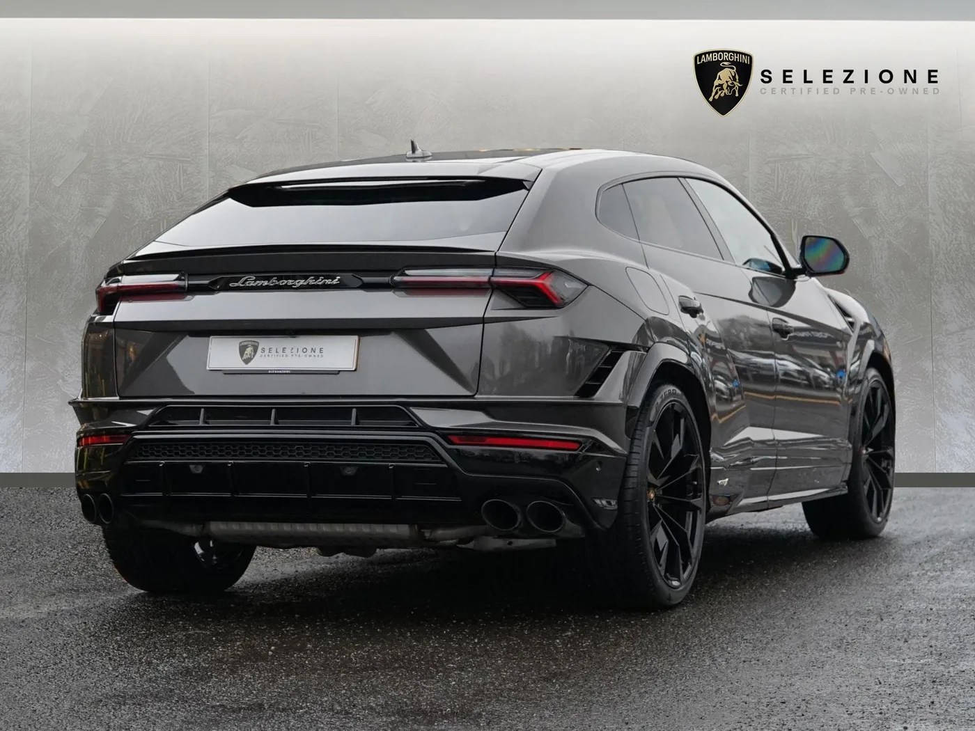 2024 Lamborghini Urus S angeboten von einer Vertragshändlergruppe in Manchester, Vereinigtes Königreich, Foto 3 von 20