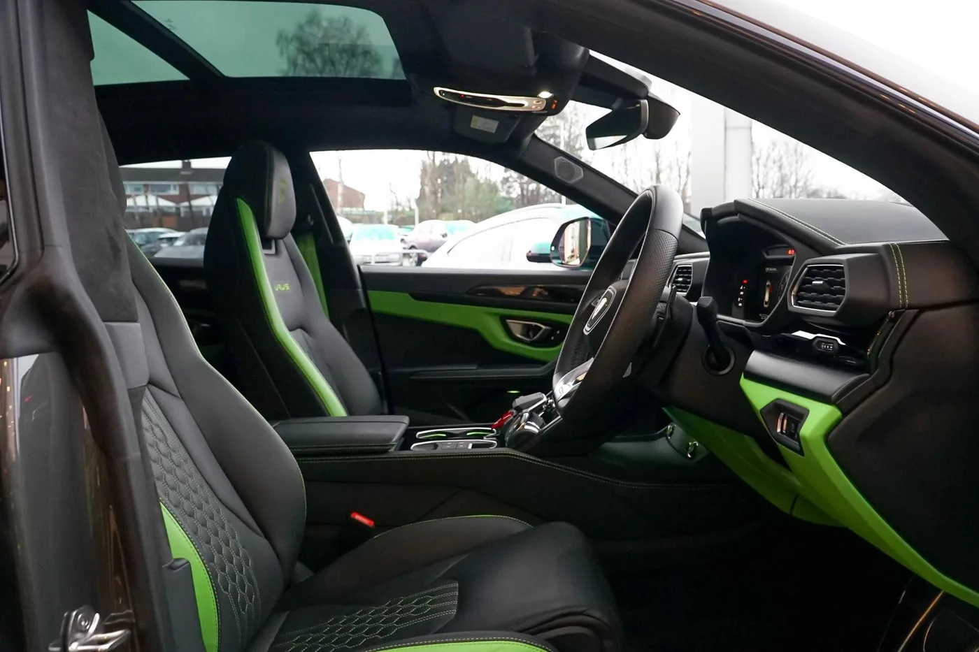 2024 Lamborghini Urus S angeboten von einer Vertragshändlergruppe in Manchester, Vereinigtes Königreich, Foto 10 von 20