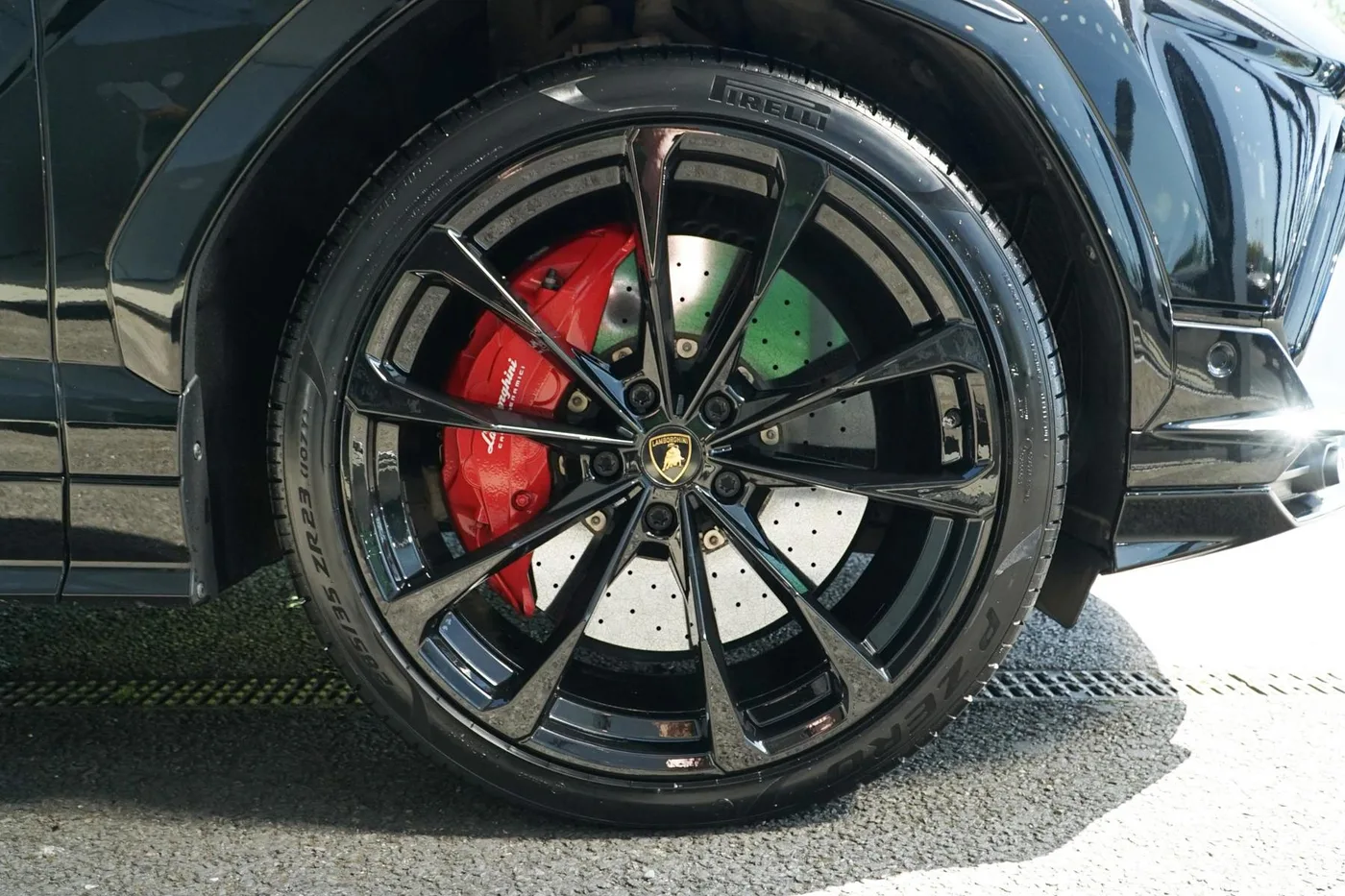 2024 Lamborghini Urus S angeboten von einer Vertragshändlergruppe in Manchester, Vereinigtes Königreich, Foto 9 von 20